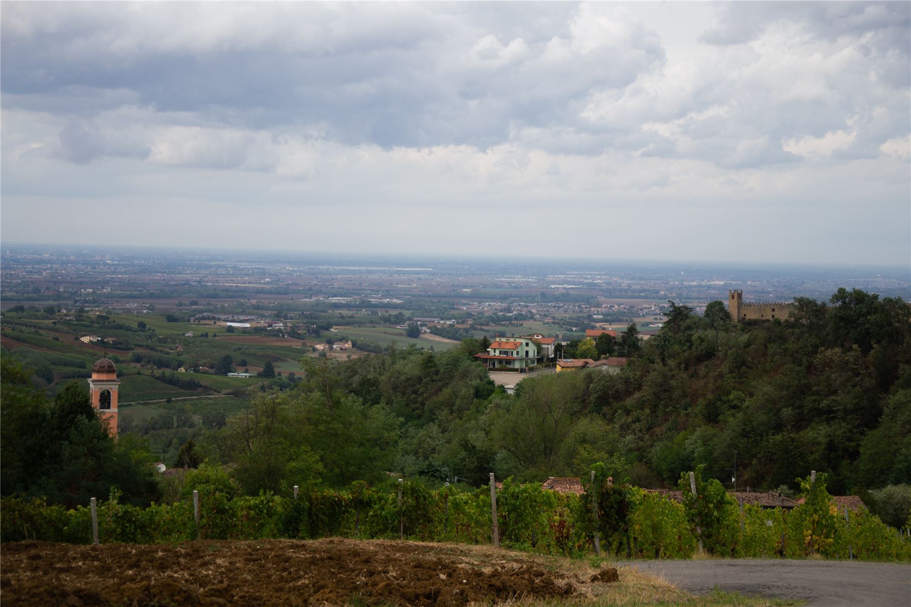 Panorama dalle colline di Magnano verso la pianura